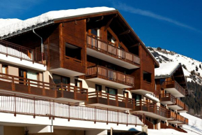 Гостиница Lagrange Vacances Les Chalets du Mont Blanc  Отлюс
